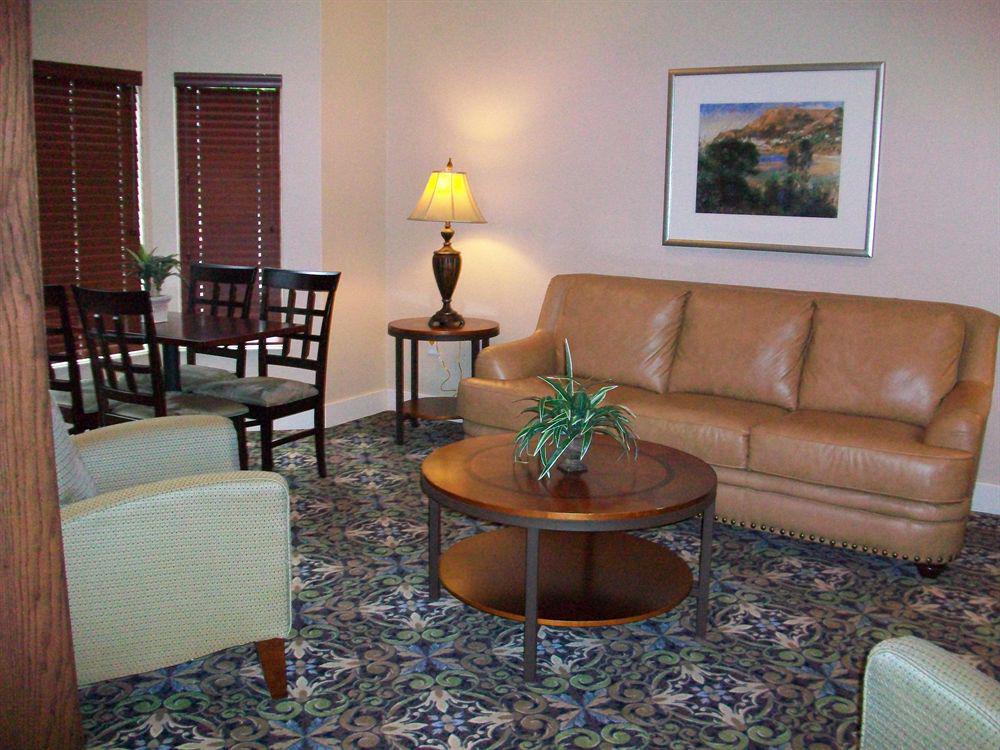 Staybridge Suites Mcallen By Ihg Δωμάτιο φωτογραφία